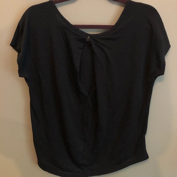 Workout tee - Picture 2 of 2